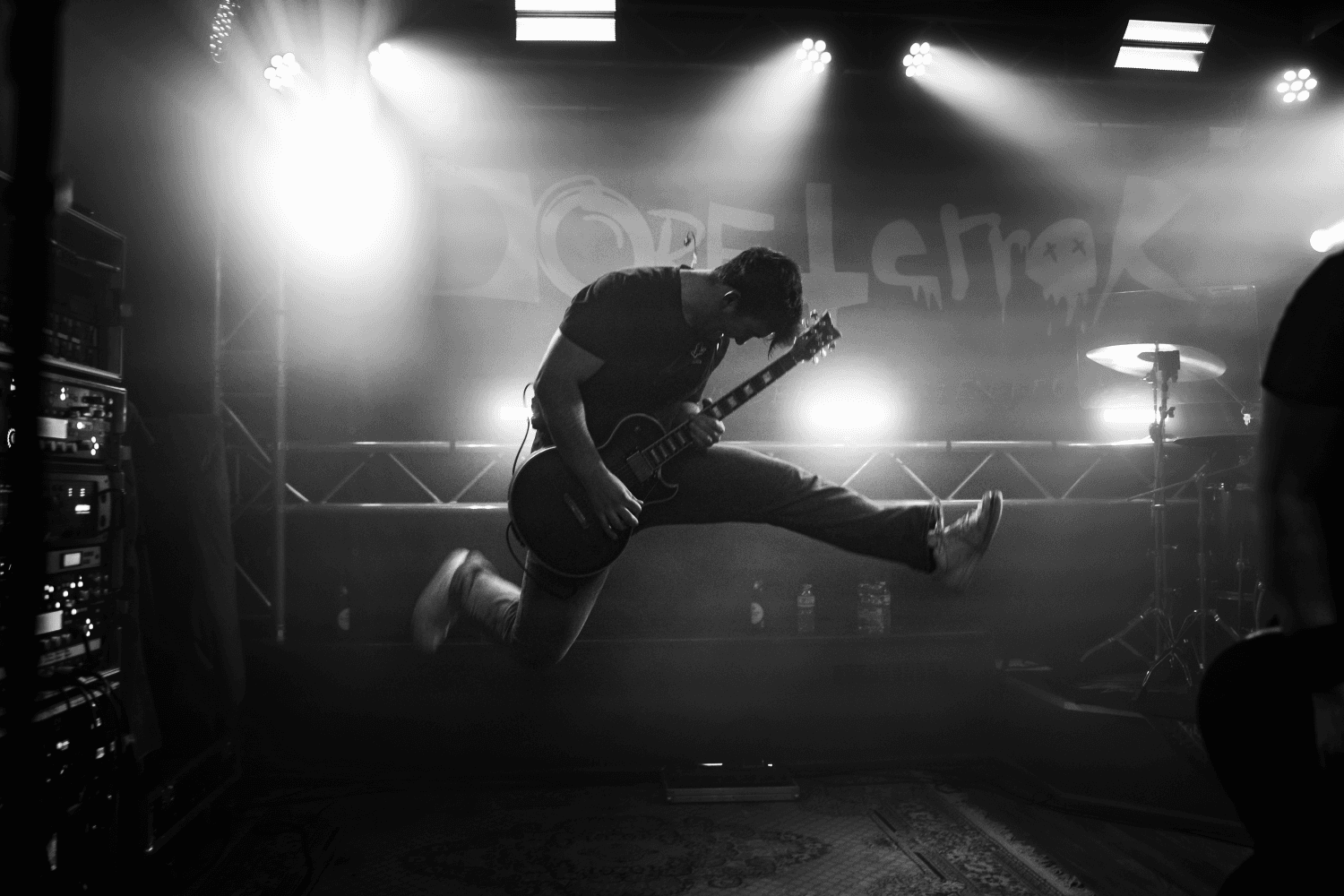 Dorfterror live