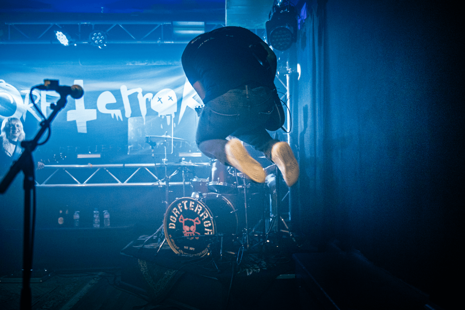 Dorfterror live