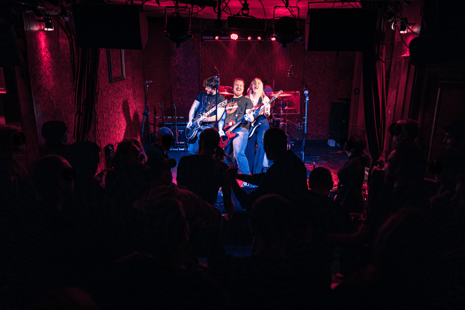 Dorfterror live