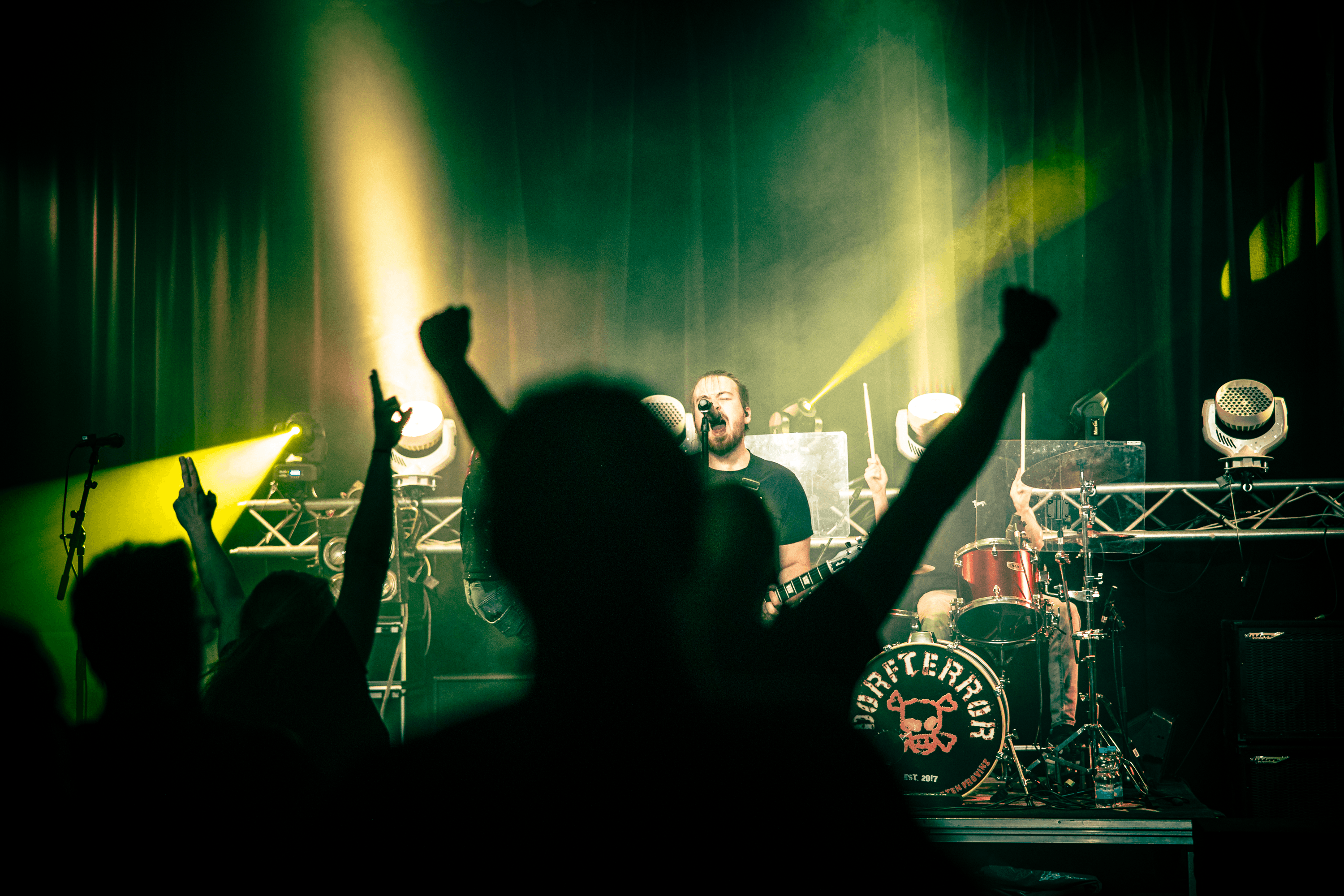 Dorfterror live