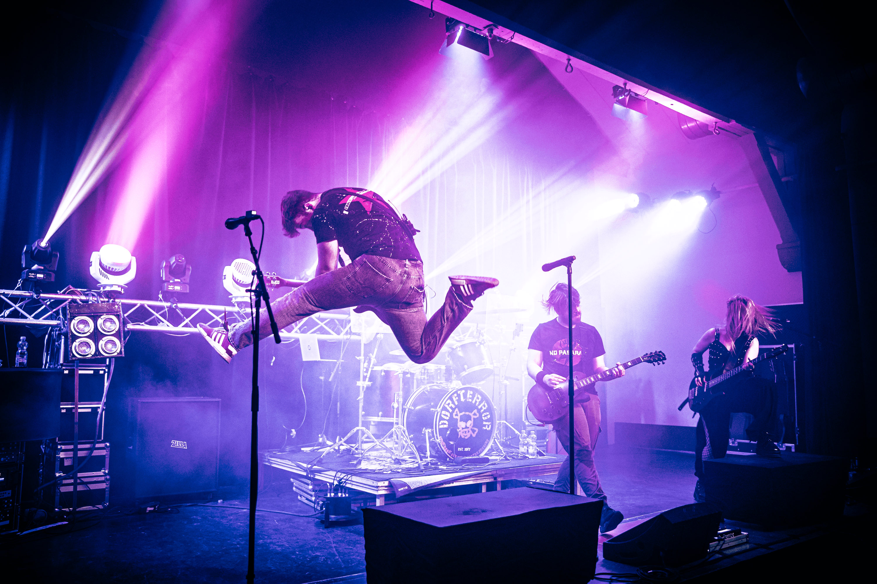 Dorfterror live