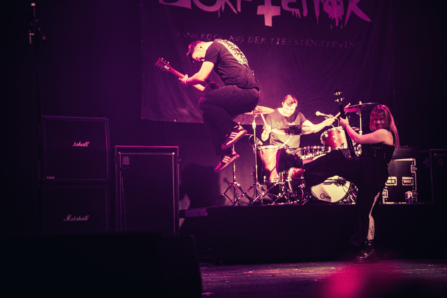 Dorfterror live